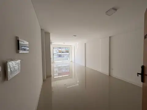 Crámer 2200, Piso 5