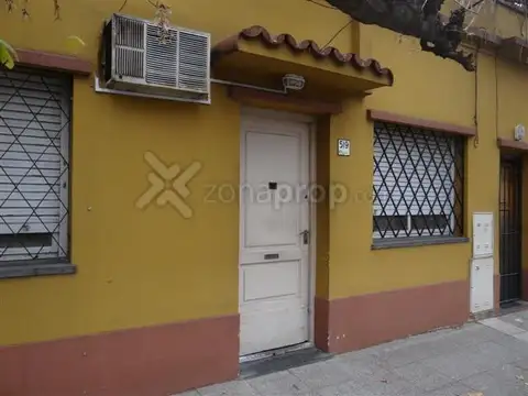 Hipólito Vieytes 500