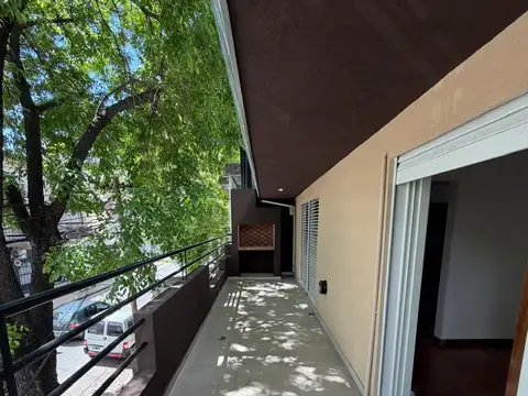 Depto Tipo Casa en Alquiler en Olivos, $ 1.800.000