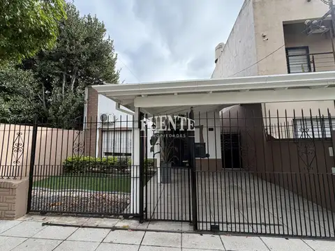 Casa apta para dos familias en Banfield Este