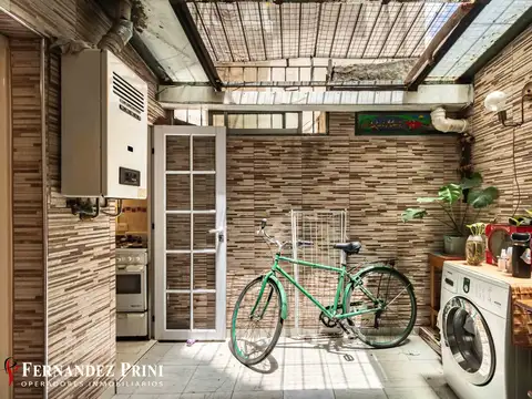 Departamento 2 ambientes con patio con techo corredizo en Palermo