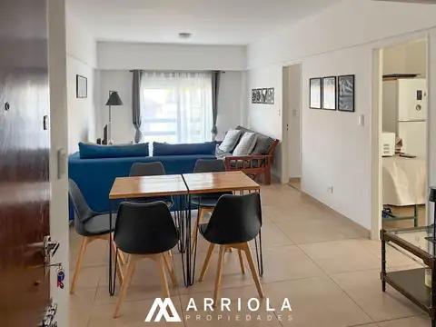 Departamento de 2 ambientes al frente con muebles