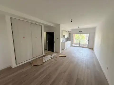 GUTENBERG 3300, Piso 5