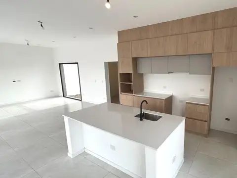 Venta Casa 5 Ambientes Barrio Manuel Belgrano