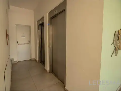 Departamento en Venta con 1 cochera