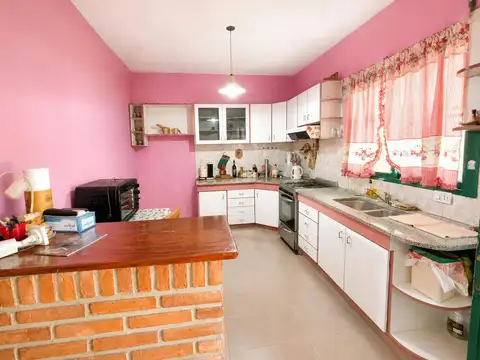 Casa en Venta en Gonzalez Catan, USD 99.000