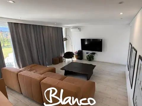 Casa en Alquiler Temporal de 4 dormitorios