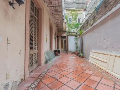 Depto Tipo Casa en Venta de 5 ambientes