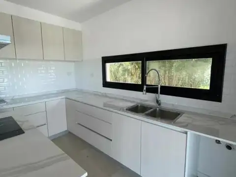 Casa  en Venta en San Sebastian, Escobar, G.B.A. Zona Norte