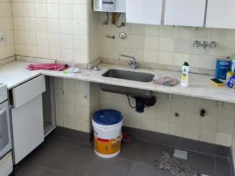 Departamento en Alquiler en Vicente Lopez Vias / Maipu, $ 650.000