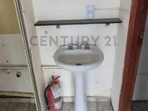 Local en Alquiler en Godoy Cruz, $ 690.000