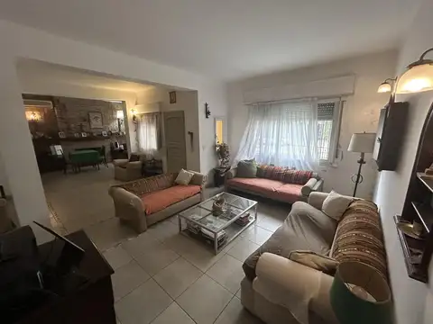 Casa en Alquiler de 4 dormitorios