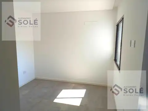 Departamento En Venta Cochera   Balcón   Asador  Alto Alberdi