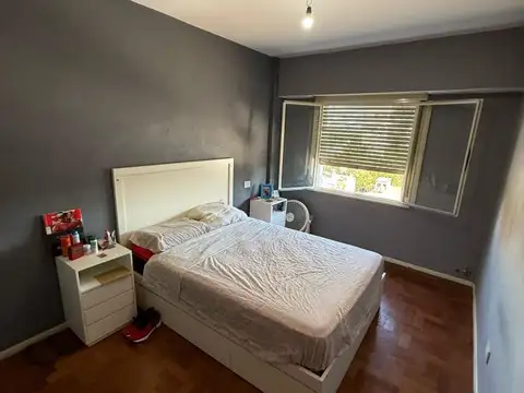 Av Peron 1600, Piso 6