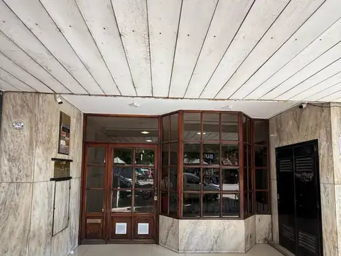Av. Pte. J. D. Perón 1600, Piso 6