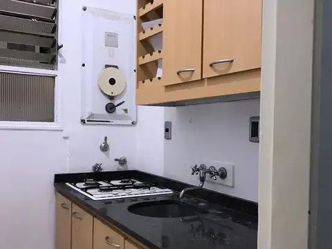 Luis Maria Campos 1100, Piso PB