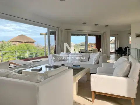 Casa en Venta de 5 dormitorios