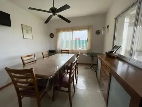 Casa en venta - 3 Dormitorios 3 Baños - Pilar