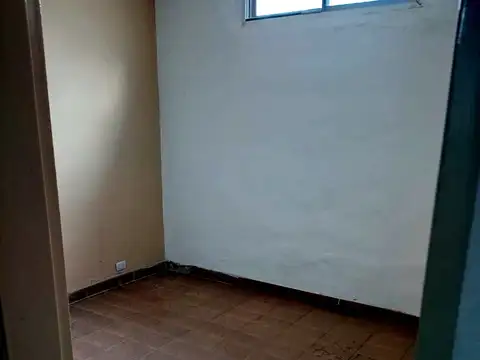 TIPO CASA CONTRAFRENTE 4 AMB MAS JARDIN Y TERRAZA