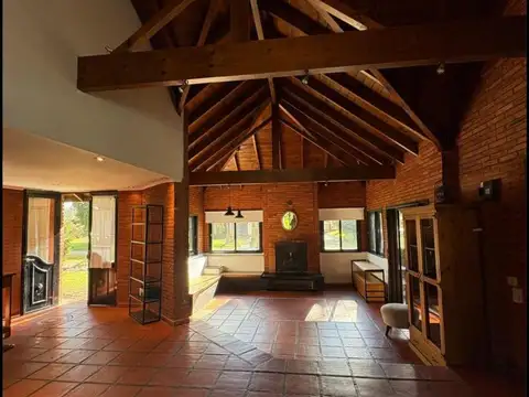 Casa en Alquiler de 3 dormitorios