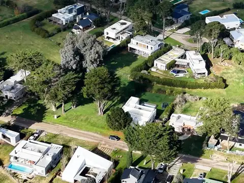 Terreno en Venta en Barrancas De San Benito, Barrio Chapadmalal