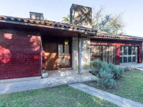 Casa en Venta con 1 cochera