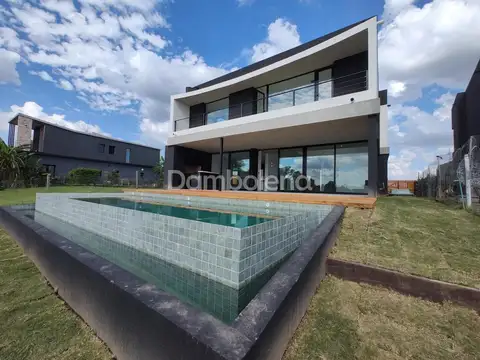 Casa  en Venta en Canal Barrio Nautico, Villanueva, Tigre