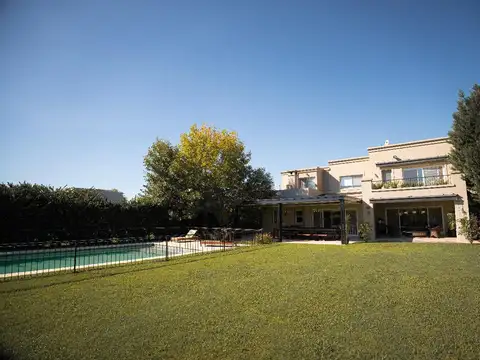 Casa en venta o alquiler en La Berlina - Pilara - Urdapilleta Propiedades