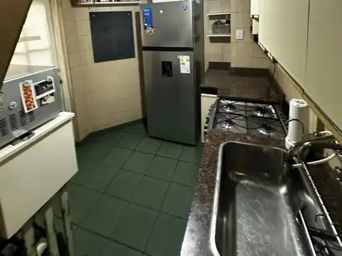 Depto Tipo Casa en Venta 70 años