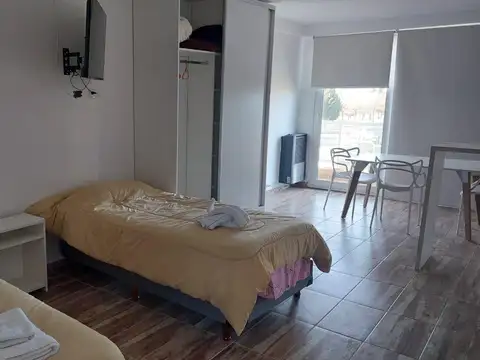 Hotel en Alquiler en Cutral Co, $ 1.111