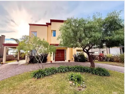 Casa en venta en San sebastián a la laguna