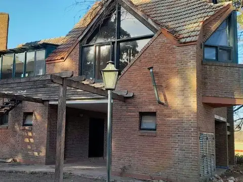 Casa en Venta en Las Praderas De Lujan, USD 370.000