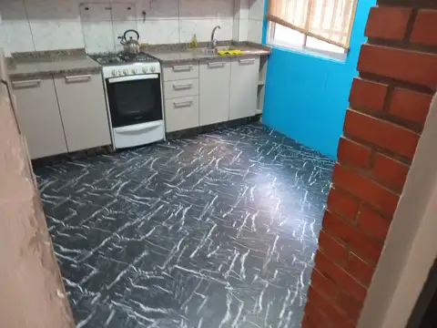 Depto Tipo Casa en Alquiler con 2 cocheras