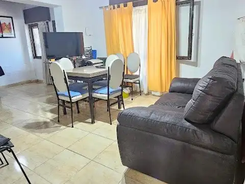 Depto Tipo Casa en Venta en Castelar Norte, USD 75.000