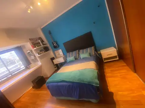 Departamento 4 ambientes con 2 baños