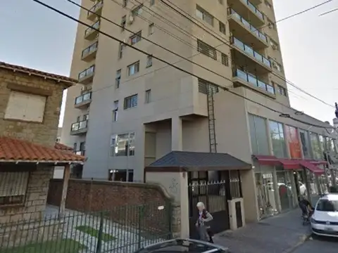 Moderno 2 amb. con cochera cubierta. Edif c/ SUM, Piscina.