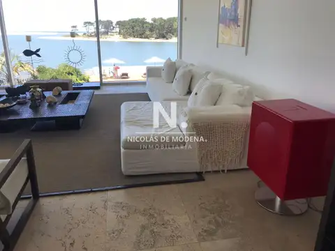 Departamento en Venta de 4 dormitorios