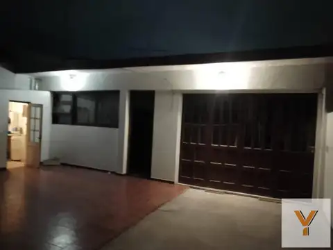 Casa en venta - 3 Dormitorios 1 Baño - Santa Clara del Mar