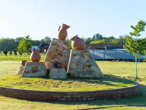 Lotes Comerciales de 900 m2 sobre ex Ruta 7 , Luján