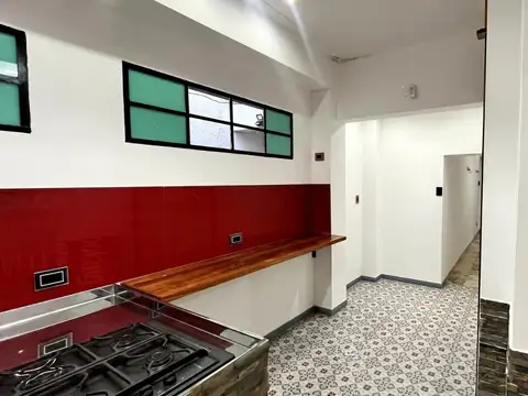 CASA DE ESTILO en PH -3 DORM - COCHERA - CALLE 116 e/64 y 65 - LA PLATA