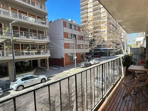 Alquiler. Departamento 4 Amb. Loreto y Amenábar.