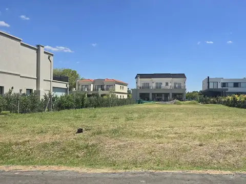 Rua Caamaño 900