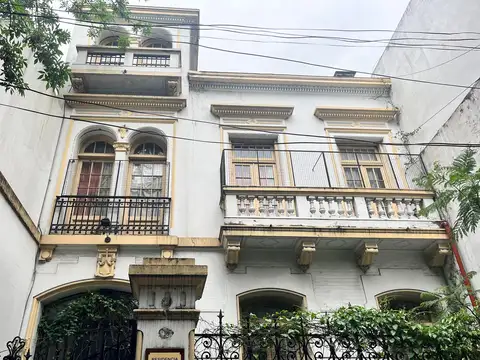 Casa  en Venta en Flores, Capital Federal, Buenos Aires