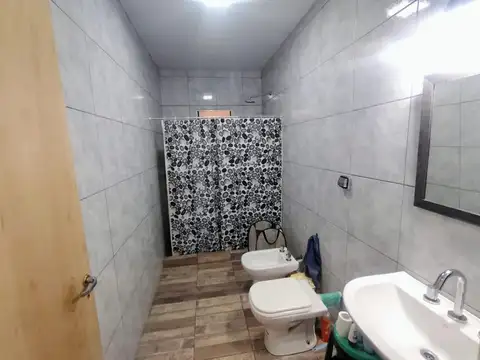 Casa de 2D y cochera  APTA A CRÉDITO en Praderas 4