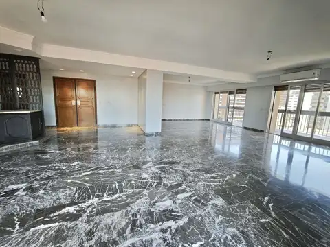 Departamento en Alquiler de 4 dormitorios