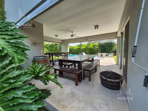 Casa en venta cuatro ambientes  Campo Grande Pilar