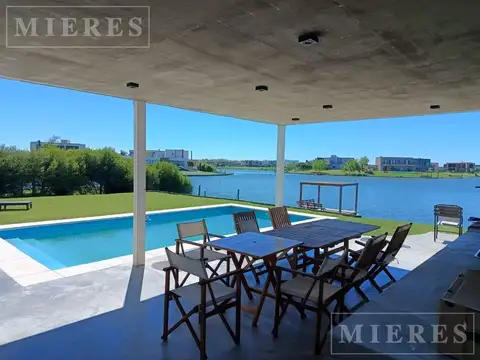 Casa en alquiler Anual a partir de Abril 2026 en San Sebastian