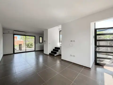 49 esquina 154 bis 100