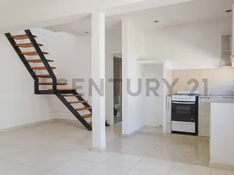 Venta de duplex en Los Hornos