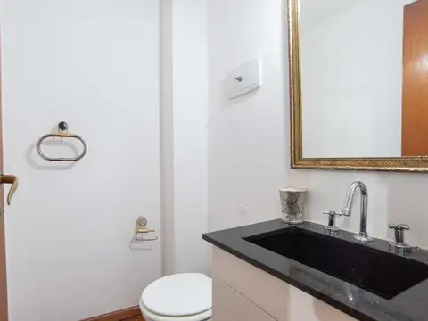 Depto Tipo Casa en Venta con 3 cocheras